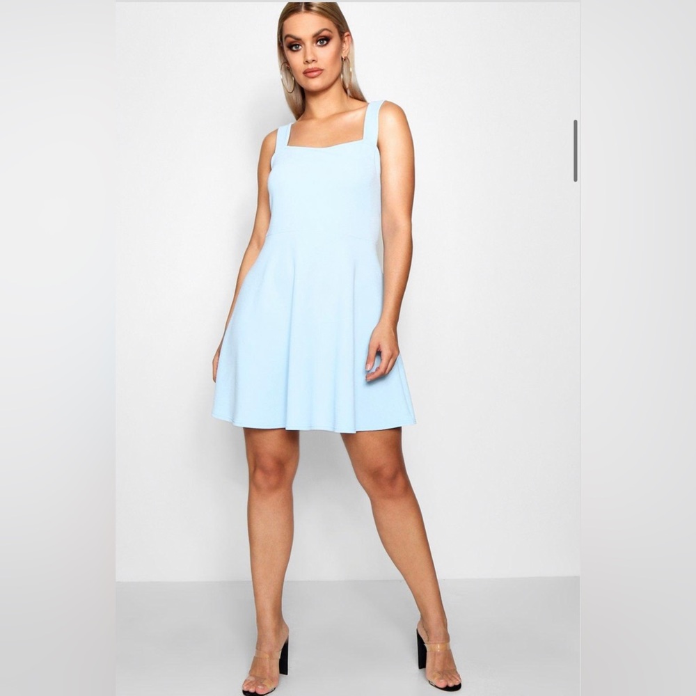 Boo Hoo RHYLA crepe square neck skater dress